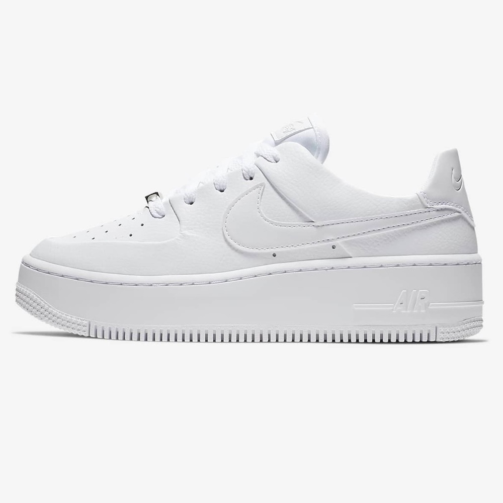 Nike Air Force 1 Sage Low